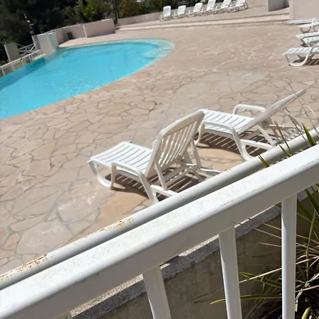 Apartment La Des Pins *