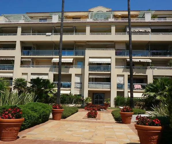 La Des Pins * 胡安莱潘